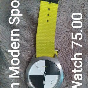 NIXON MODERN SPORTS WATCH